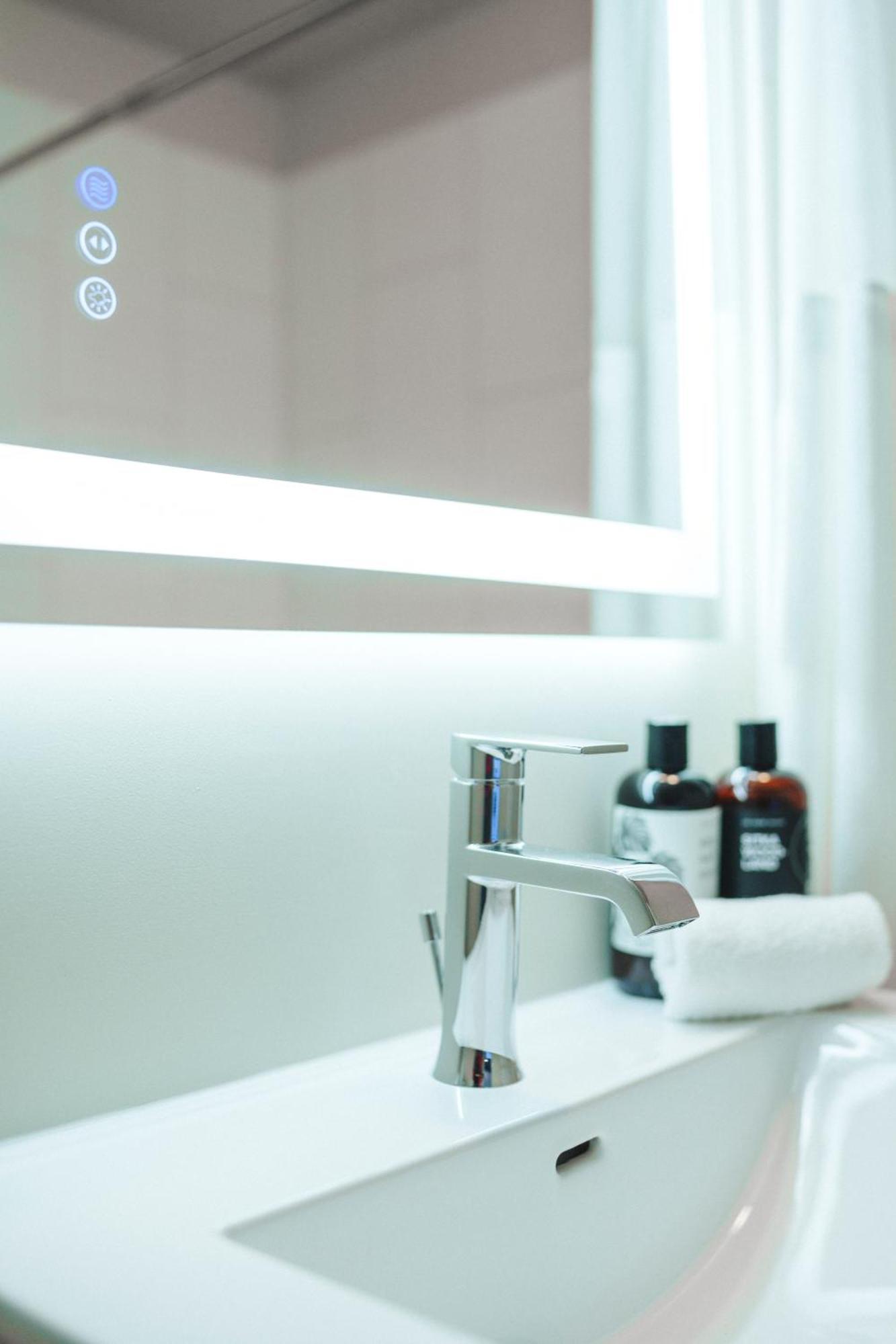 City Center Motel Hamilton Екстериор снимка